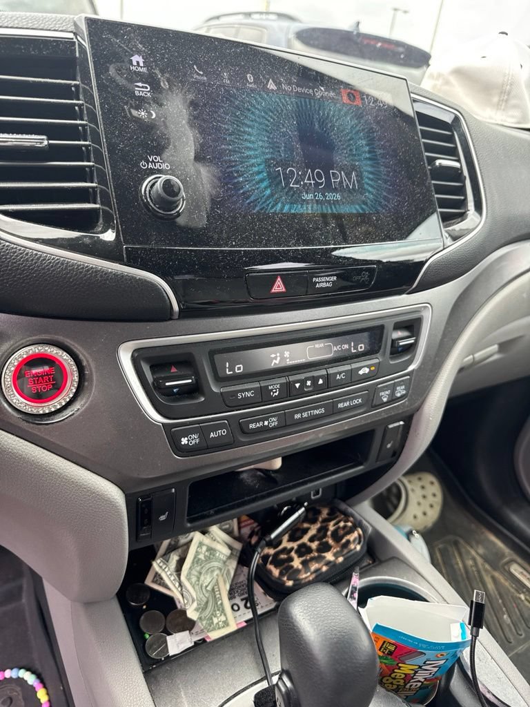 Used 2020 Honda Pilot EX image 2