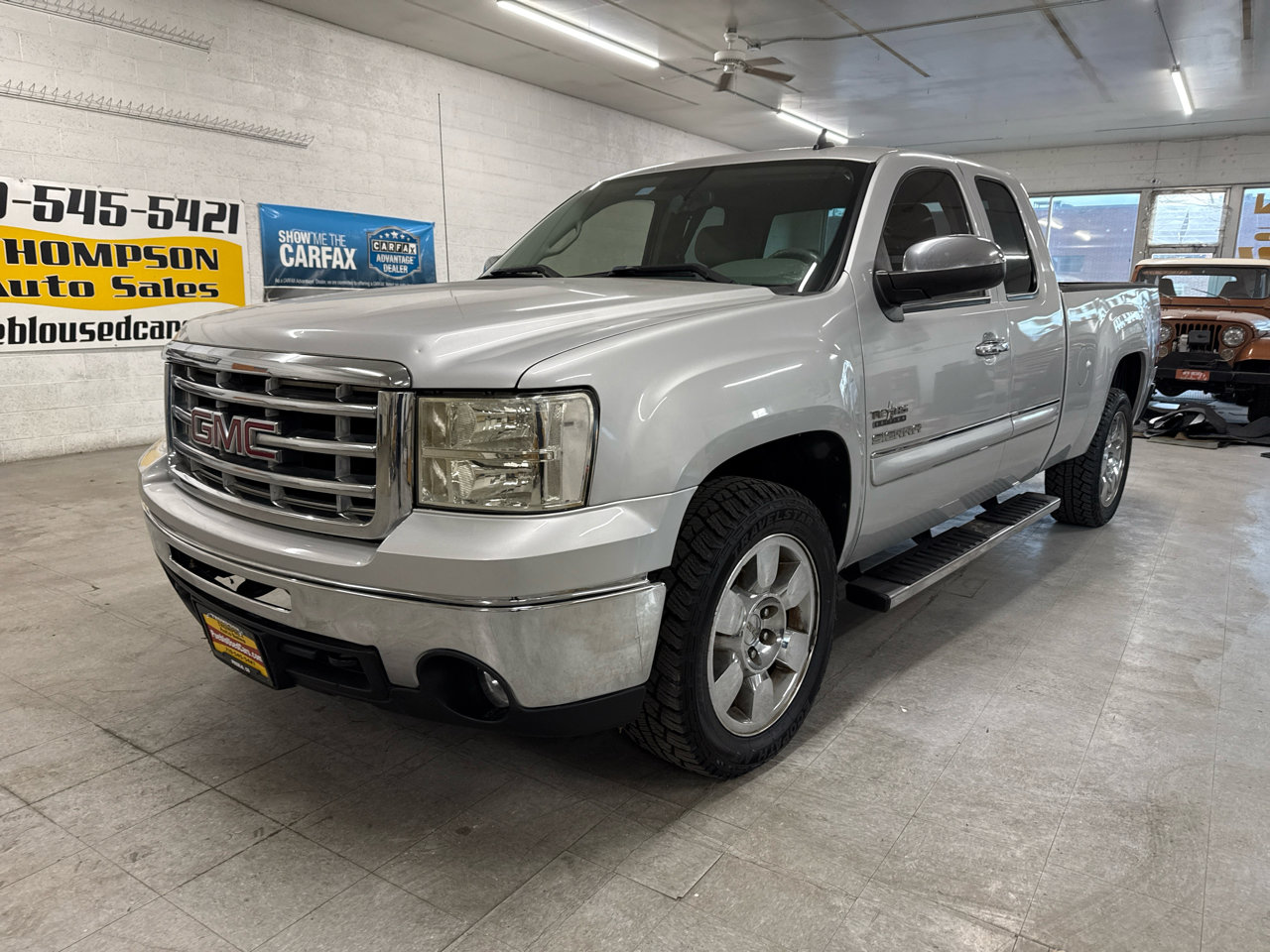 Used 2010 GMC Sierra 1500 SLE w/ Texas Edition image 96