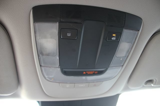 Used 2022 Kia Sorento S AWD/4WD image 14