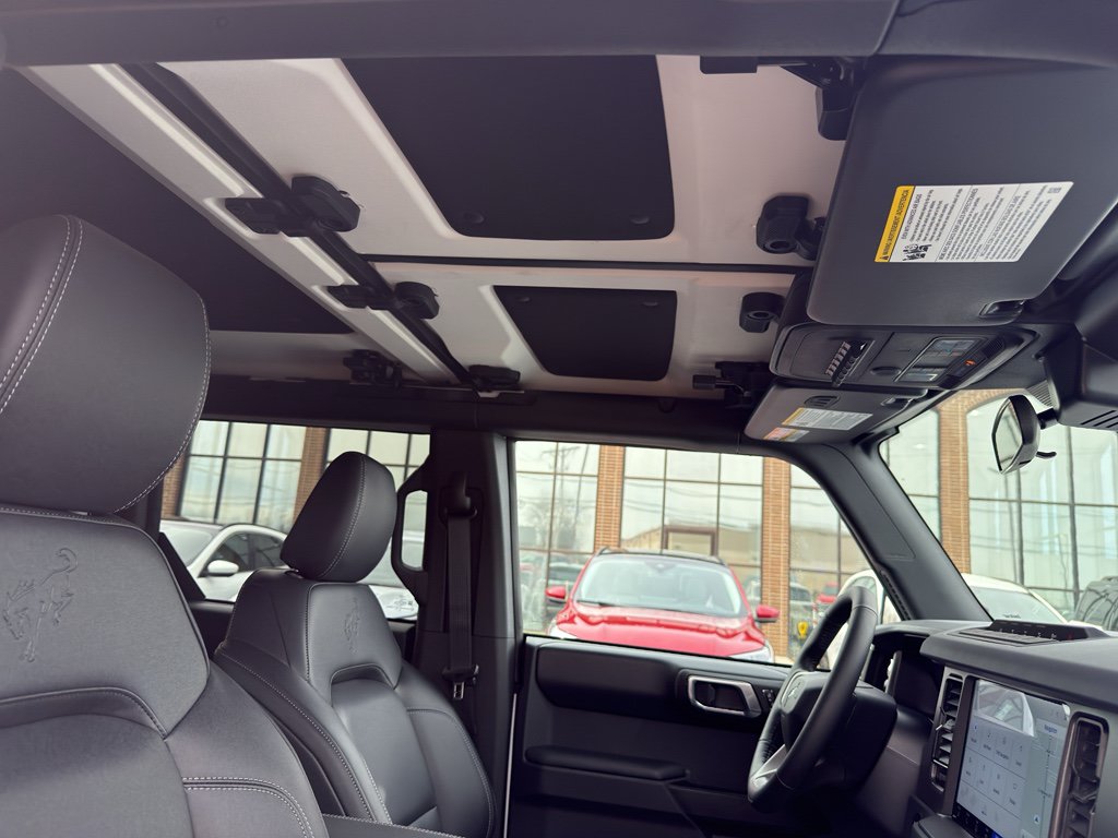 New 2025 Ford Bronco Badlands AWD/4WD image 32