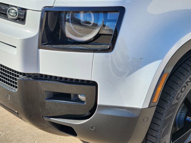 Used 2026 Land Rover Defender 130 S image 5