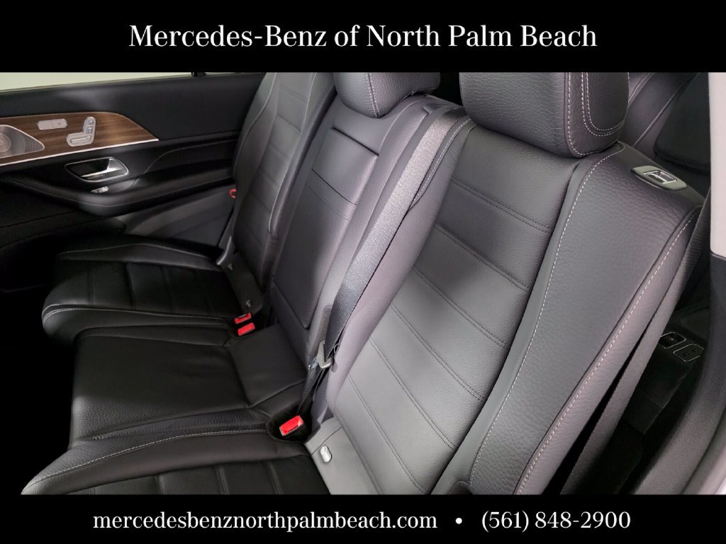 New 2026 Mercedes-Benz GLS 450 4MATIC image 14