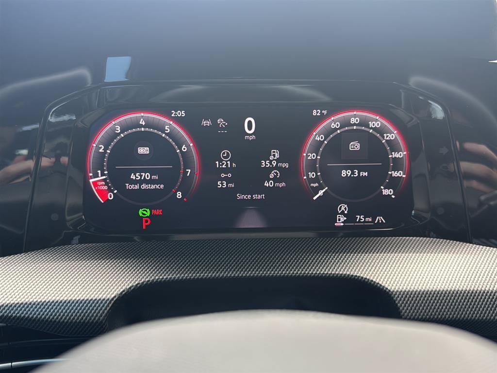 Used 2025 Volkswagen GTI SE FWD image 13
