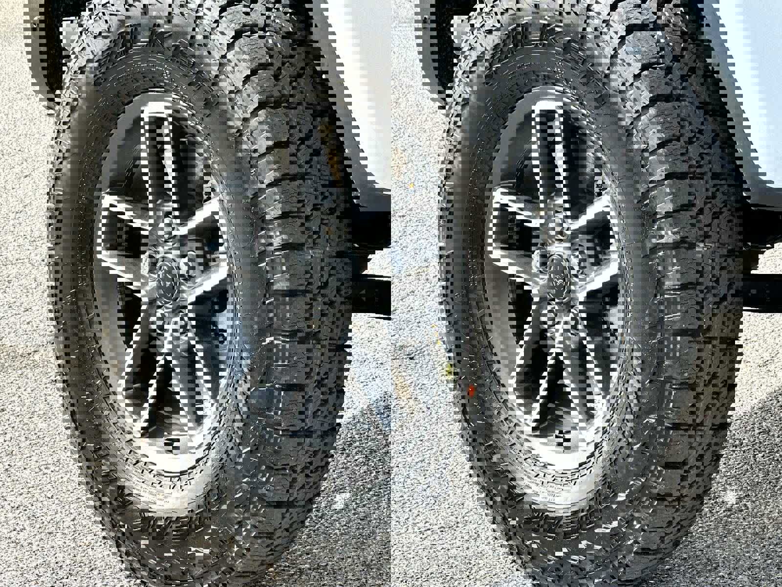 New 2026 Jeep Gladiator Mojave image 11