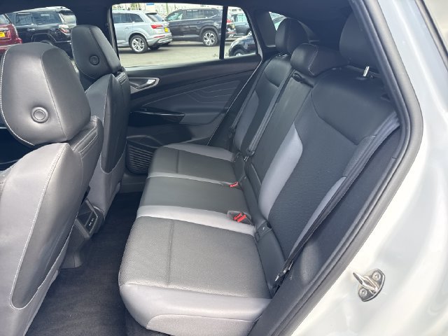 Used 2023 Volkswagen ID.4 Pro S AWD/4WD image 14