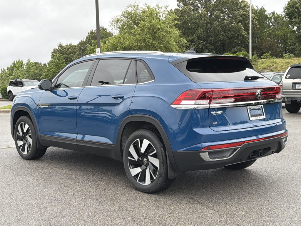 New 2025 Volkswagen Atlas Cross Sport SE FWD image 3
