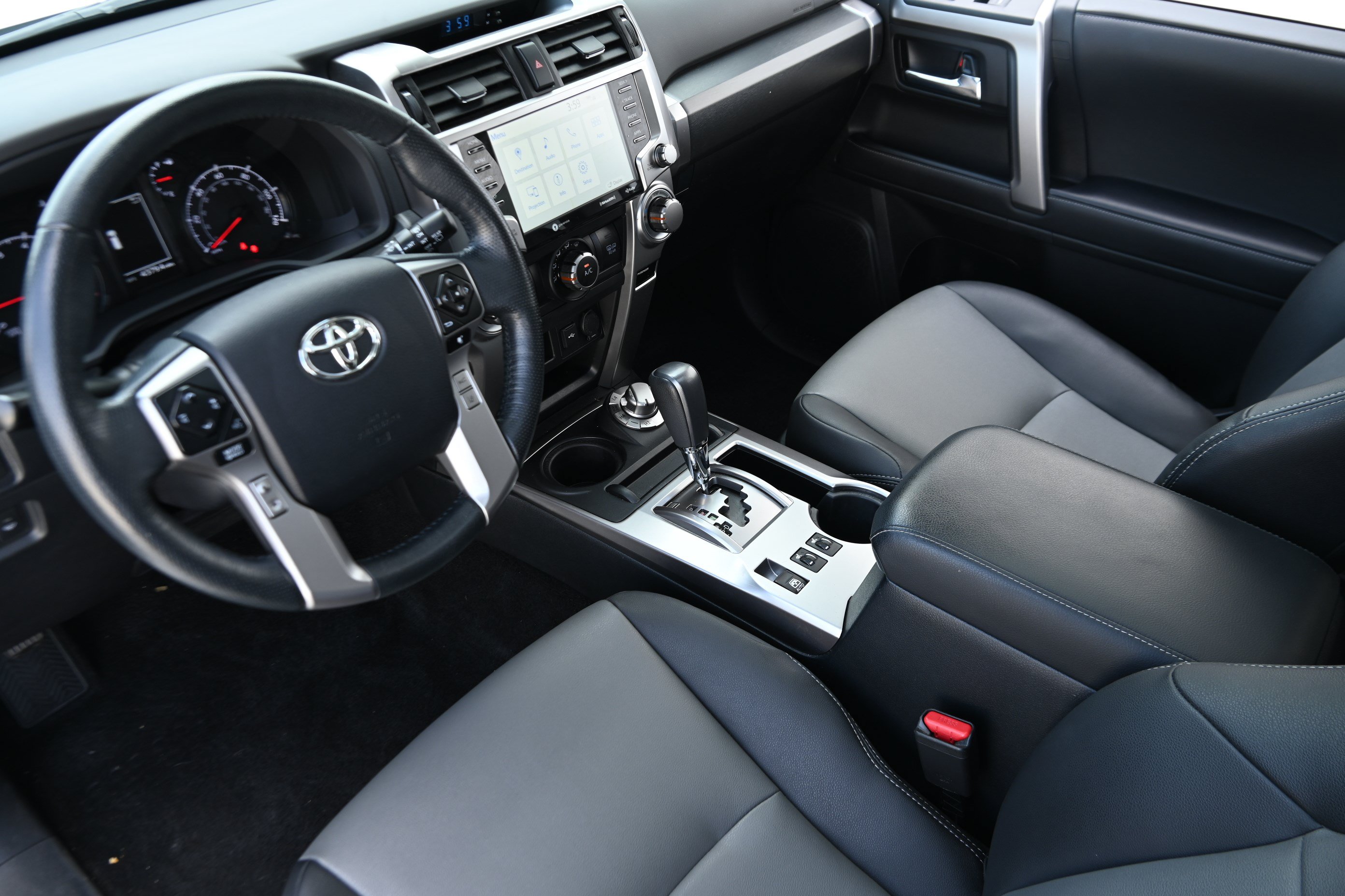 Used 2023 Toyota 4Runner SR5 Premium w/ Moonroof Package AWD/4WD image 13