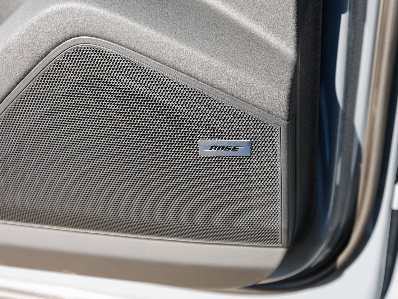 New 2025 Porsche Cayenne image 22