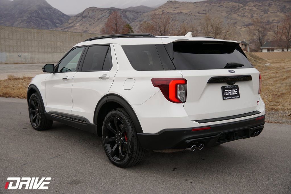 Used 2023 Ford Explorer ST w/ Equipment Group 401A image 9