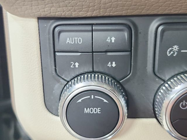 Used 2023 GMC Yukon Denali AWD/4WD image 31