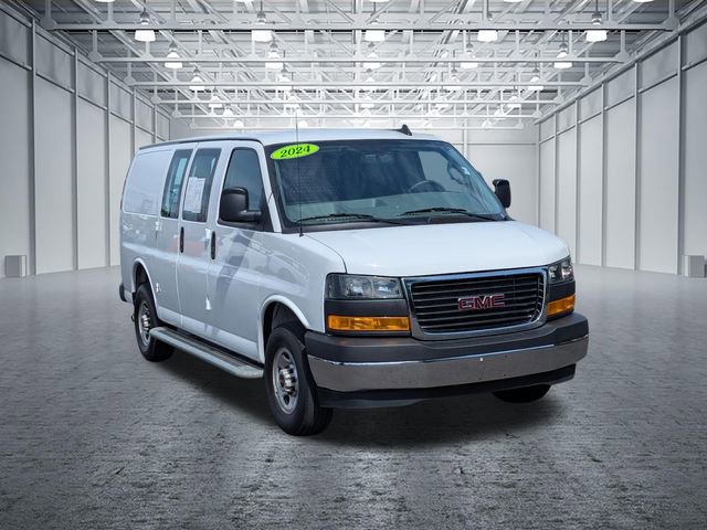 Used 2024 GMC Savana 2500 w/ Driver Convenience Package image 7