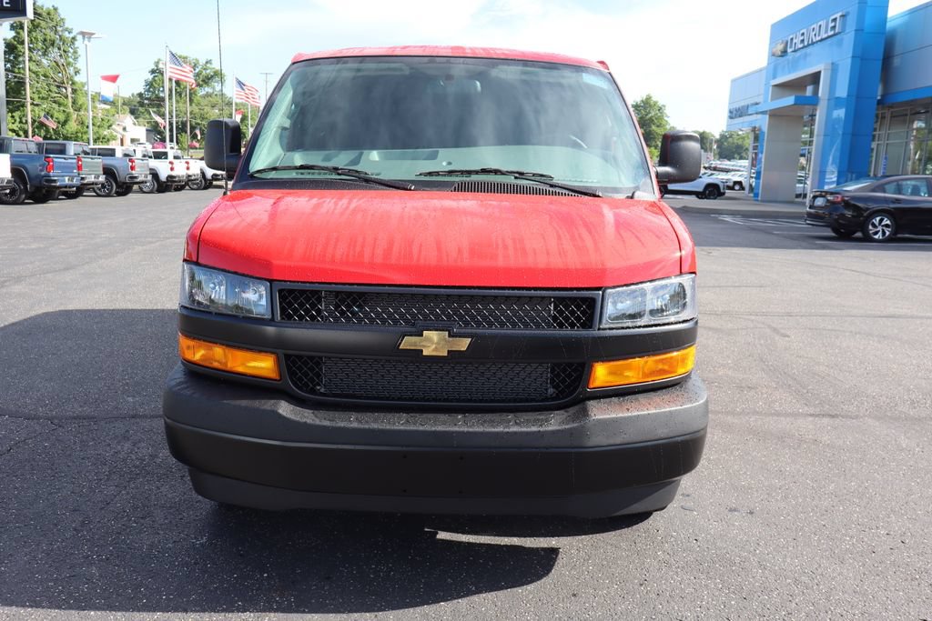 New 2026 Chevrolet Express 2500 w/ Driver Convenience Package RWD image 28