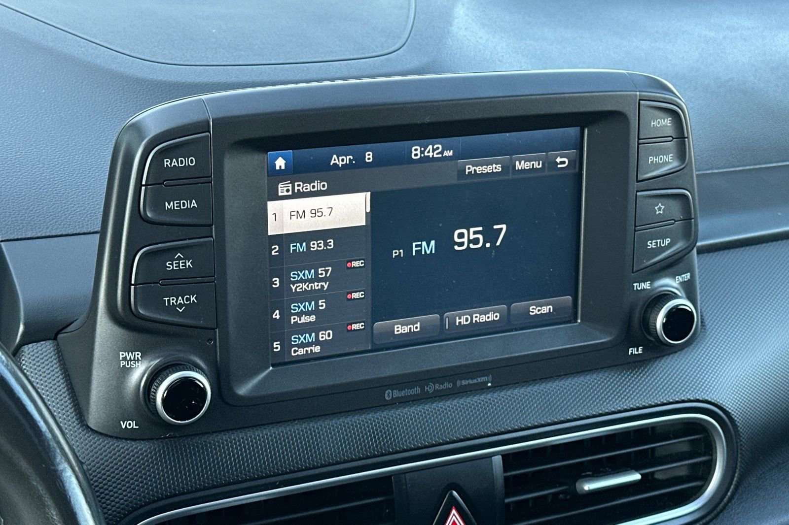 Used 2018 Hyundai Kona SEL w/ SEL Tech Package 02 image 24