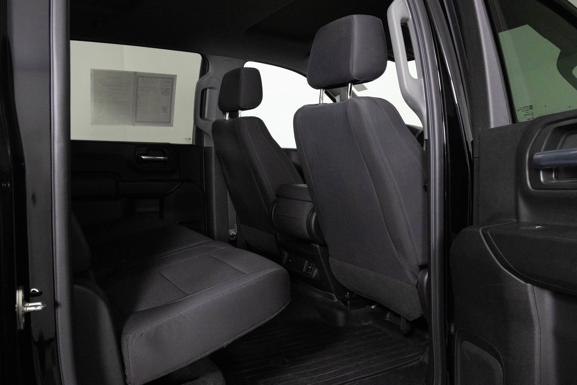 Used 2020 Chevrolet Silverado 2500 Custom w/ Custom Value Package image 33