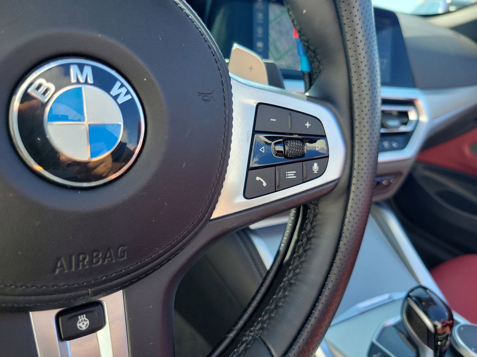 Used 2023 BMW M440i Convertible w/ Premium Package image 25