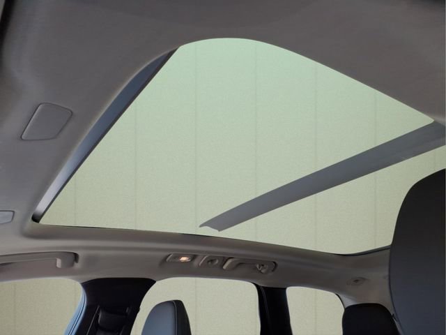 New 2026 Volvo XC60 B5 Plus w/ Protection Package Premier image 15