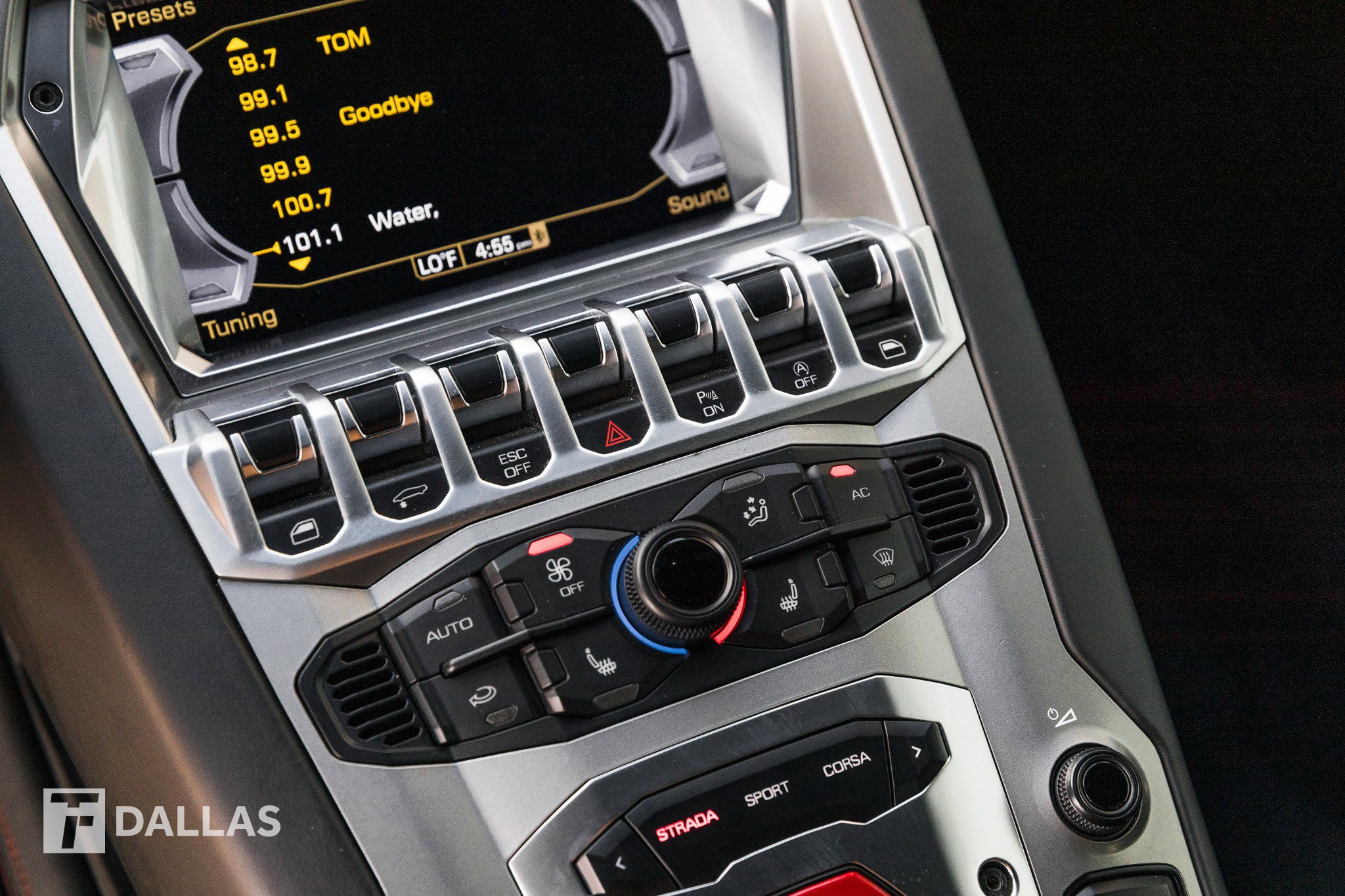 Used 2014 Lamborghini Aventador LP 700-4 image 28