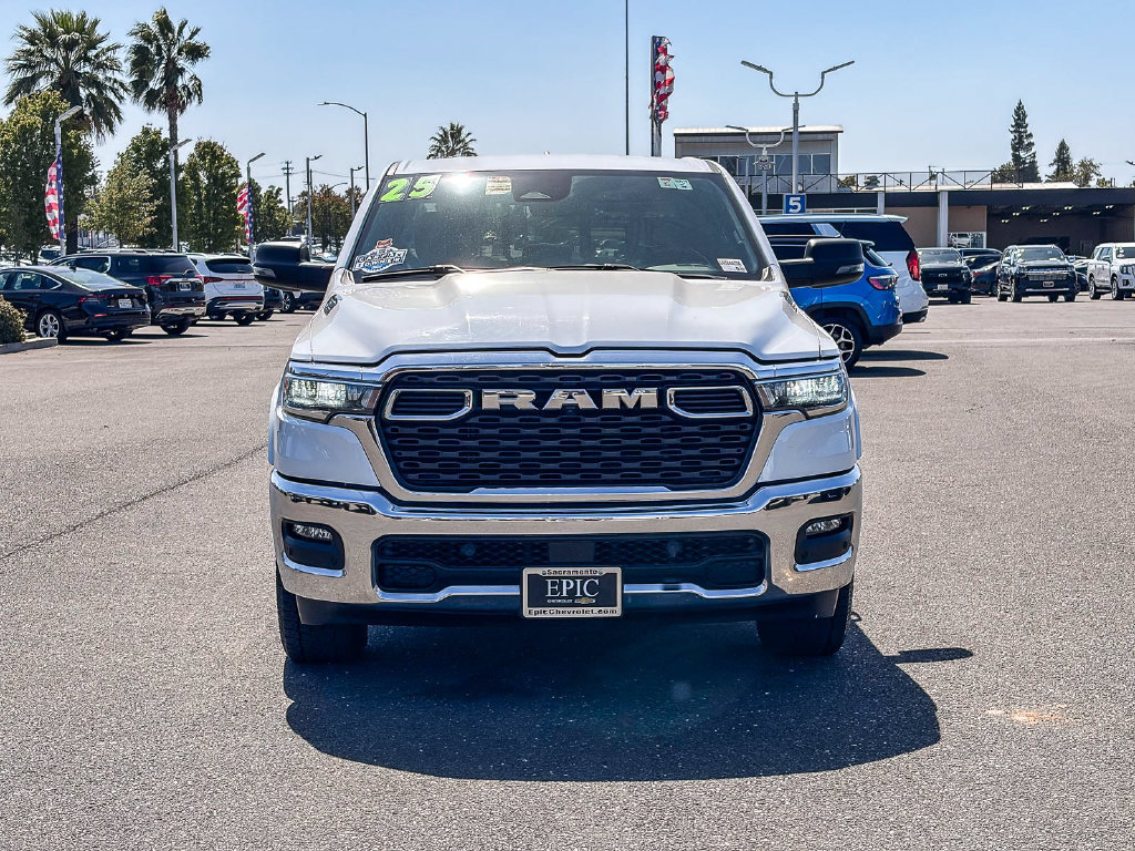 Used 2025 RAM 1500 Big Horn AWD/4WD image 6