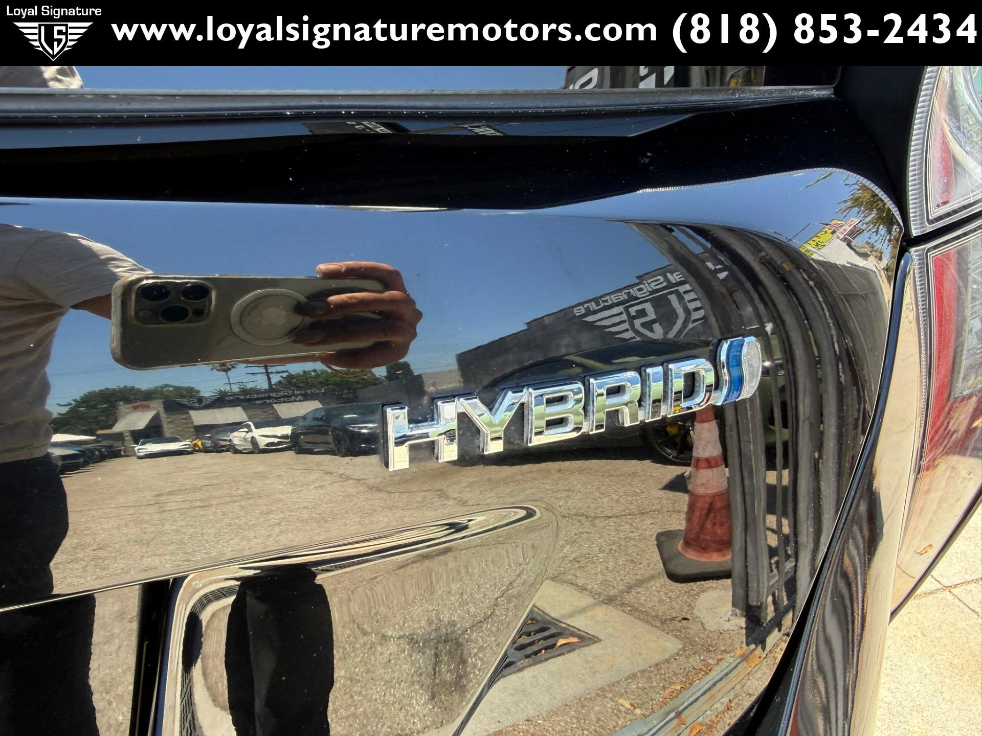 Used 2018 Toyota Prius Two w/ Prius Two Safety Plus Package FWD image 9