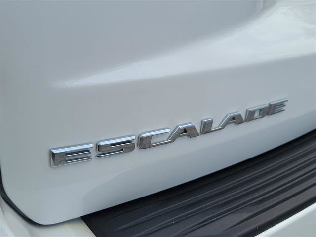 Certified 2023 Cadillac Escalade ESV Premium Luxury image 29