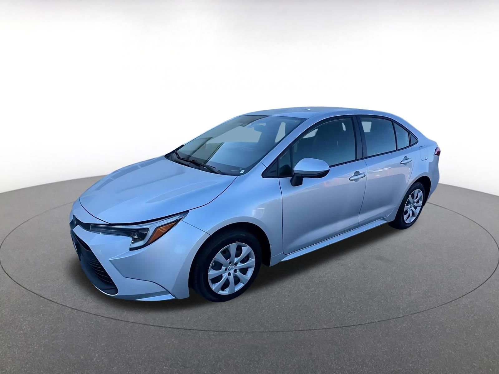 Used 2025 Toyota Corolla Hybrid Sedan image 8