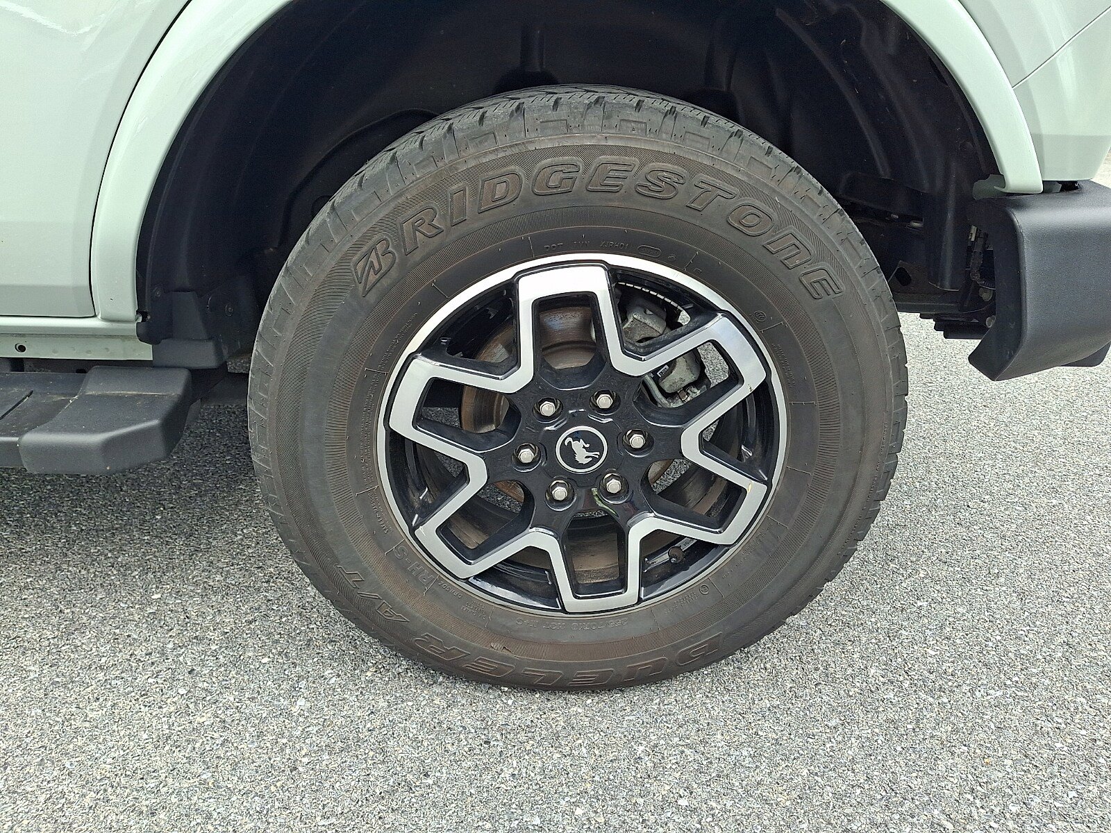 Used 2024 Ford Bronco Outer Banks AWD/4WD image 10