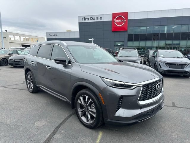 Used 2023 INFINITI QX60 Luxe w/ Vision Package