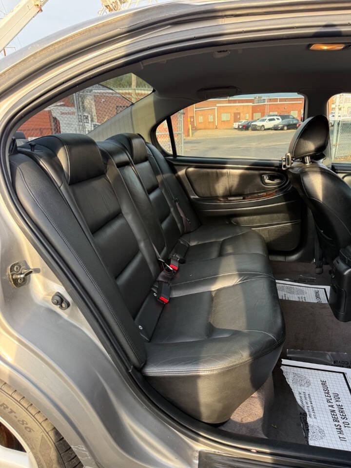 Used 2002 Nissan Maxima GLE FWD image 15
