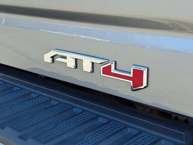 Used 2024 GMC Sierra 2500 AT4 w/ AT4 Premium Plus Package AWD/4WD image 34