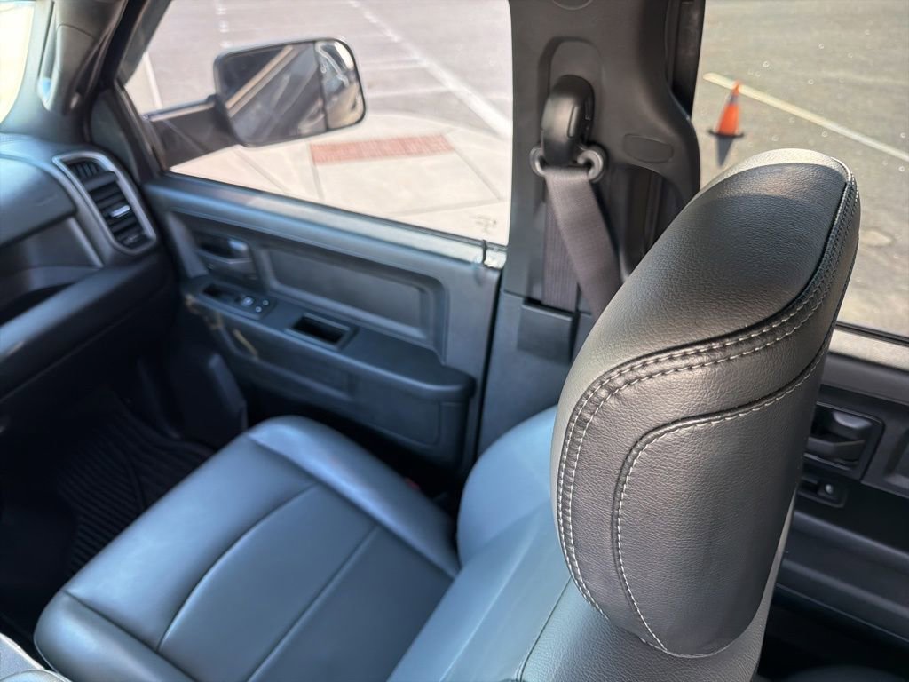 Used 2021 RAM 2500 Tradesman w/ Chrome Appearance Group image 16