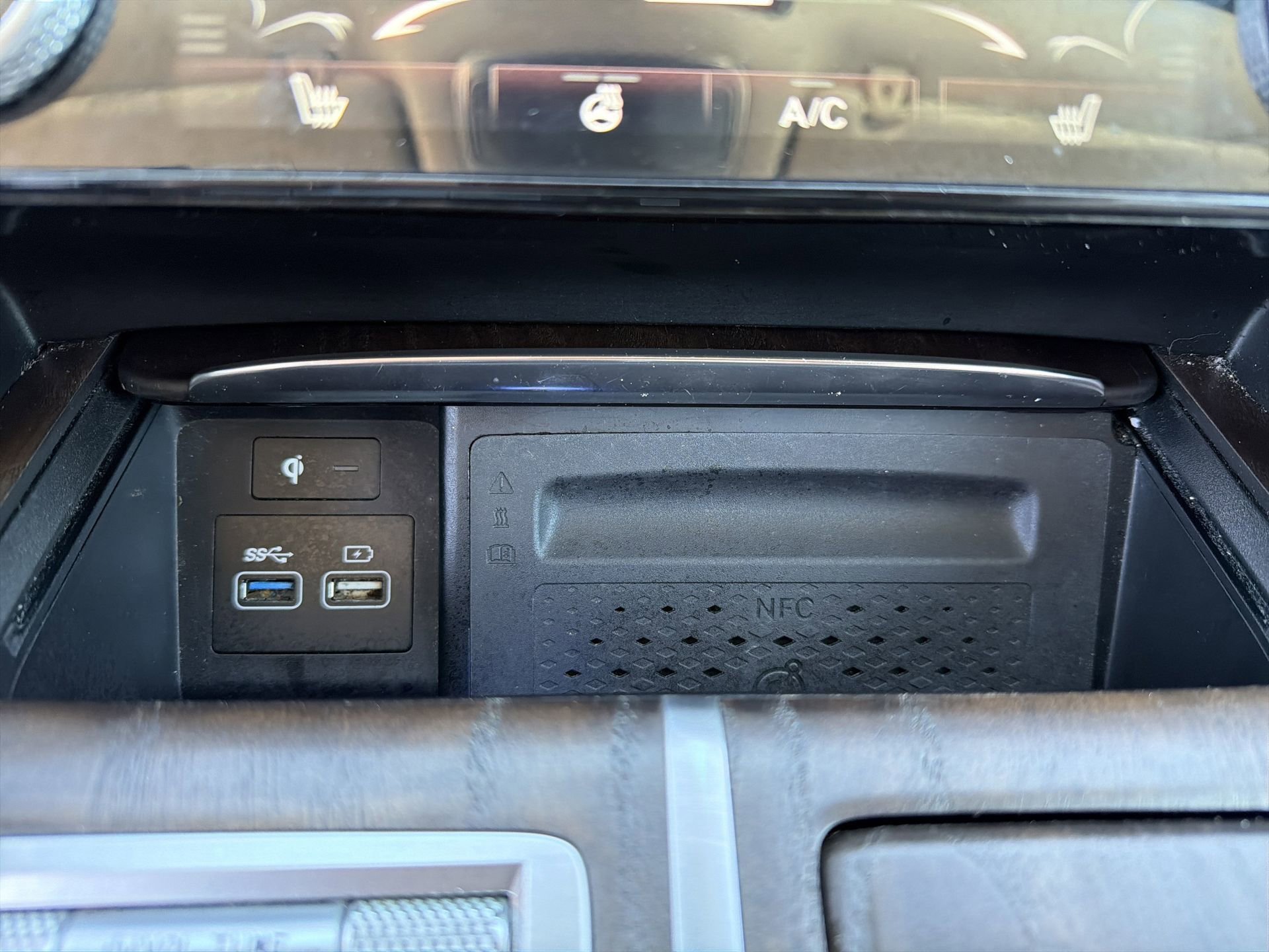 Used 2024 Genesis GV80 2.5T AWD/4WD image 9