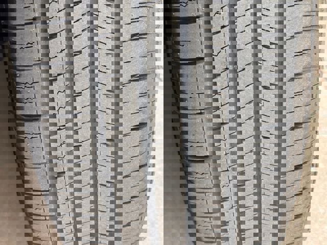 Used 2025 Hyundai Santa Fe SEL image 3