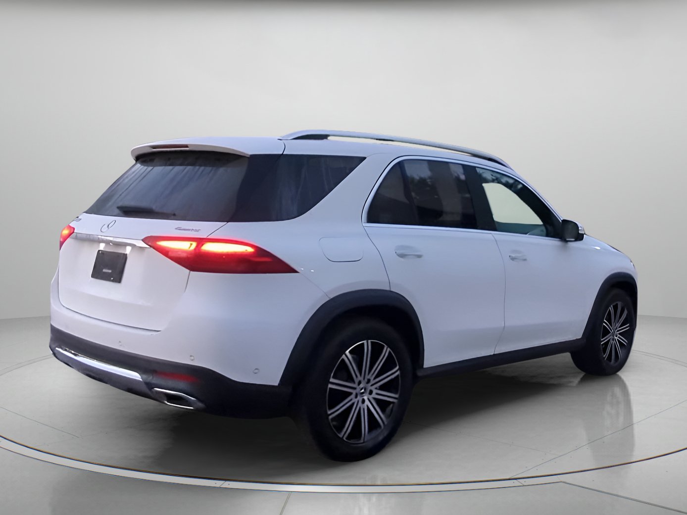 Used 2024 Mercedes-Benz GLE 350 4MATIC image 28