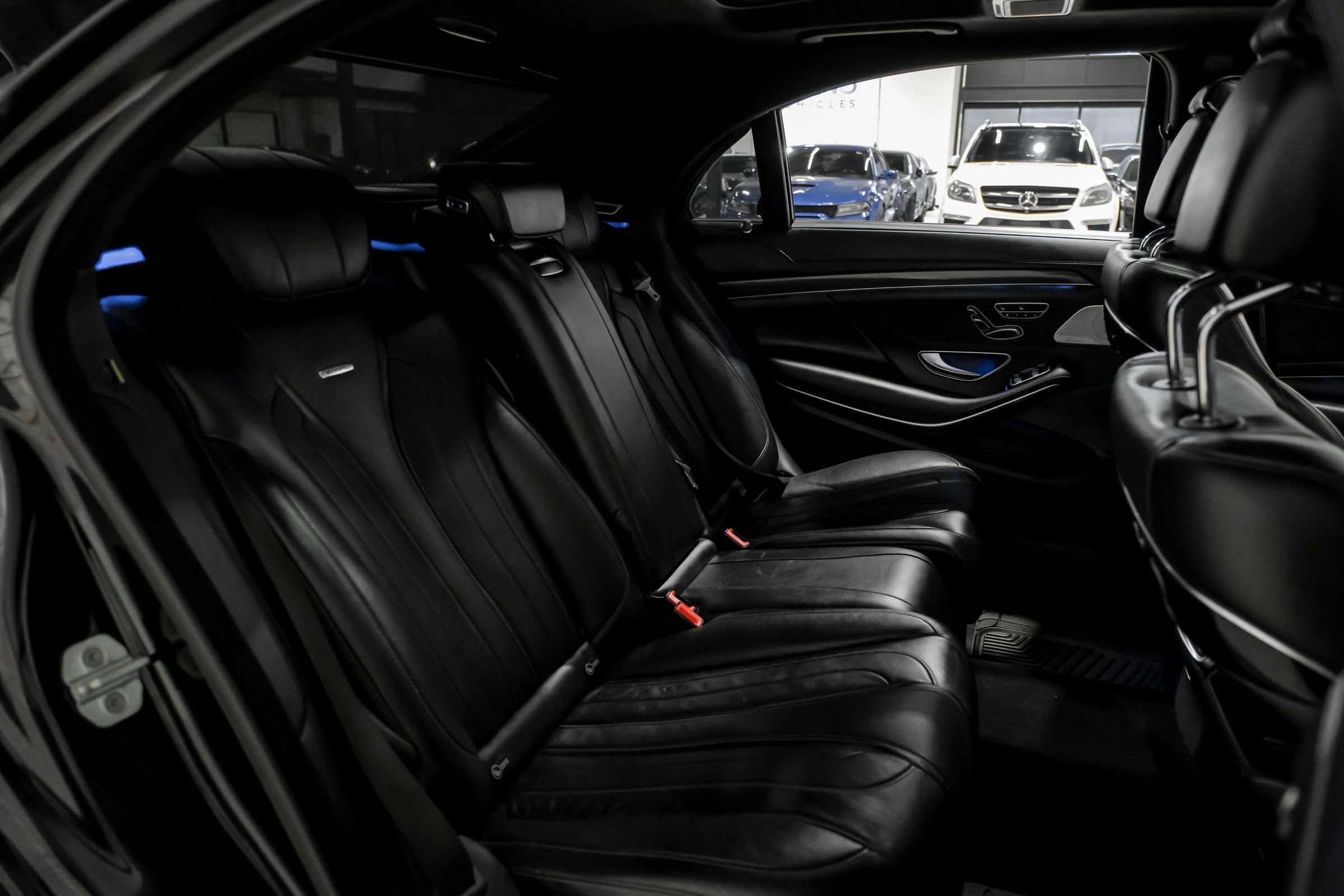 Used 2015 Mercedes-Benz S 63 AMG 4MATIC Sedan image 41