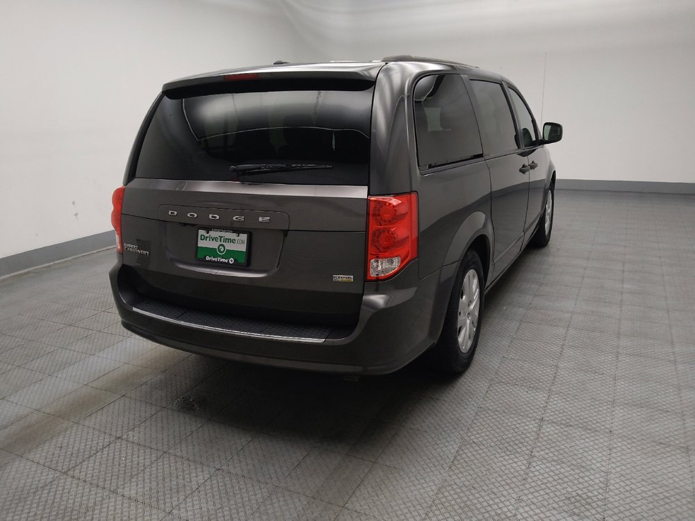 Used 2019 Dodge Grand Caravan SE w/ UConnect Hands-Free Group FWD image 9