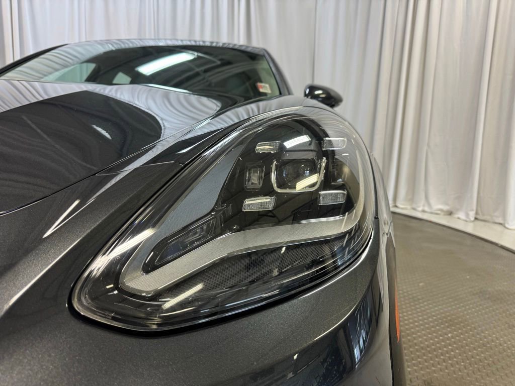 Certified 2023 Porsche Panamera 4 Platinum Edition AWD/4WD image 43