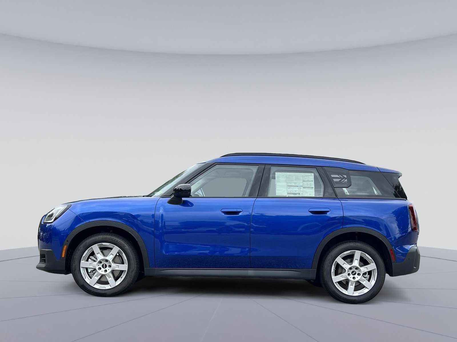Certified 2025 MINI Cooper Countryman S image 2
