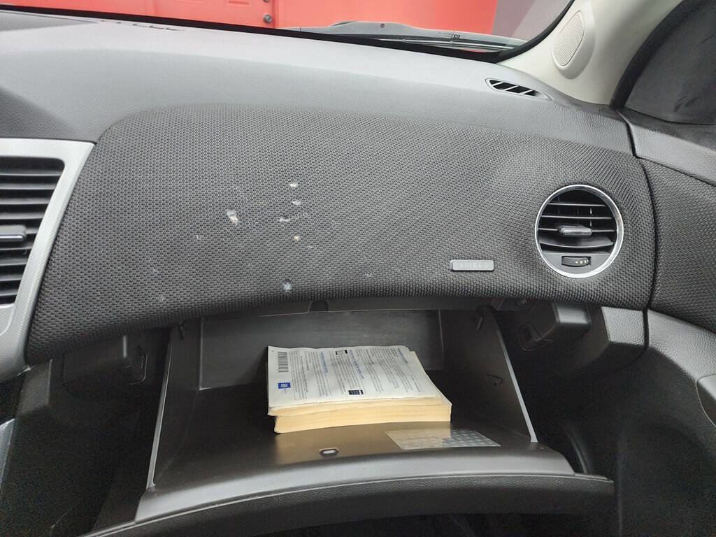 Used 2015 Chevrolet Cruze LTZ image 19