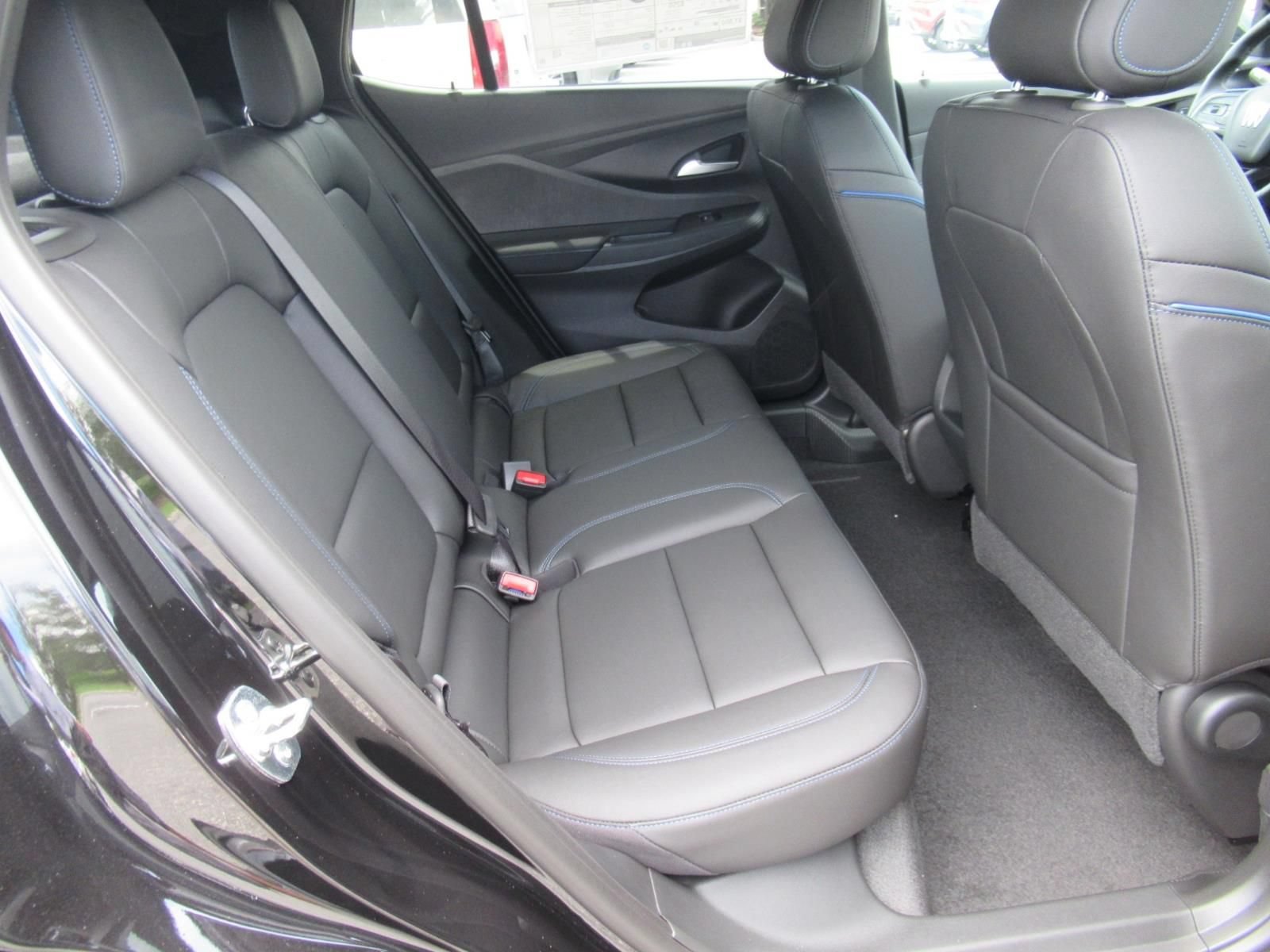 New 2026 Buick Envista Sport Touring w/ Convenience I Package FWD image 31