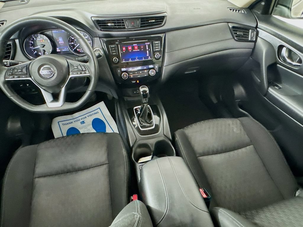 Used 2018 Nissan Rogue SV AWD/4WD image 25