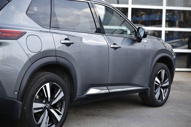 Used 2023 Nissan Rogue SL w/ SL Premium Package image 8