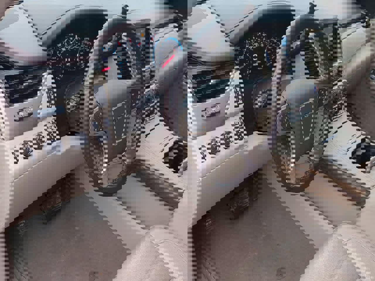 Used 2019 GMC Yukon XL Denali w/ Open Road Package image 2