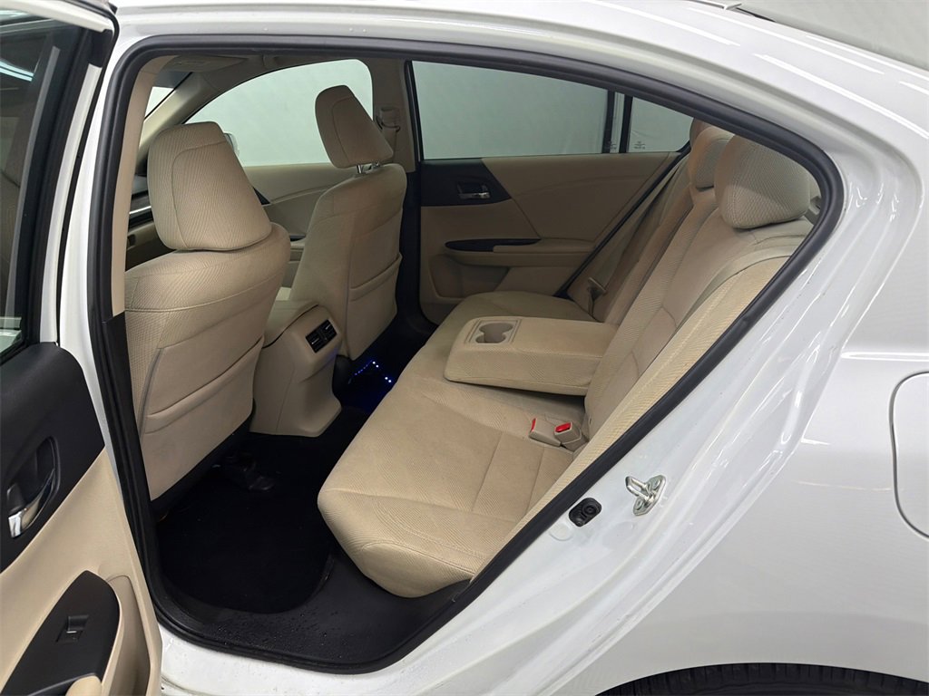 Used 2017 Honda Accord EX image 20