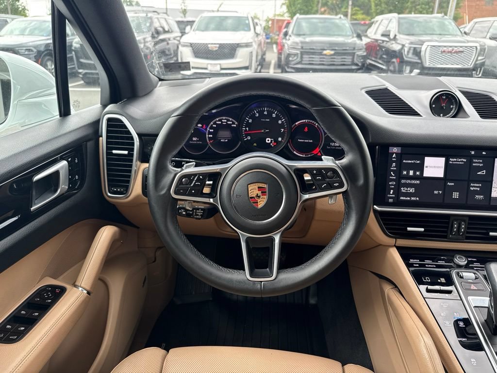 Used 2020 Porsche Cayenne AWD/4WD image 12