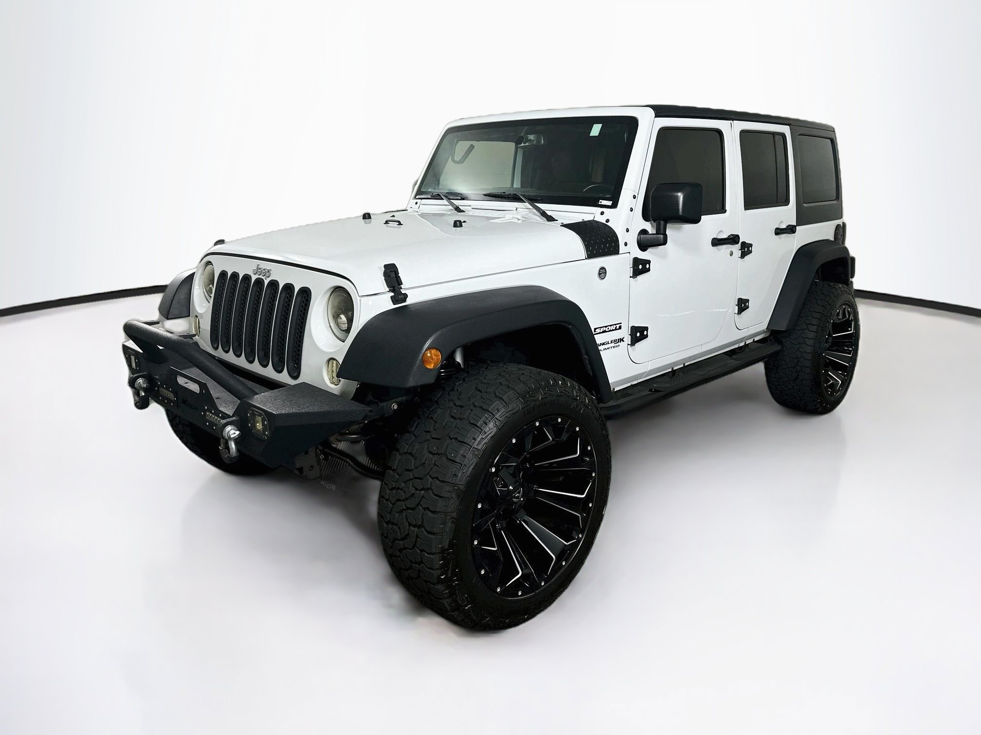 Used 2018 Jeep Wrangler Unlimited Sport S AWD/4WD image 3