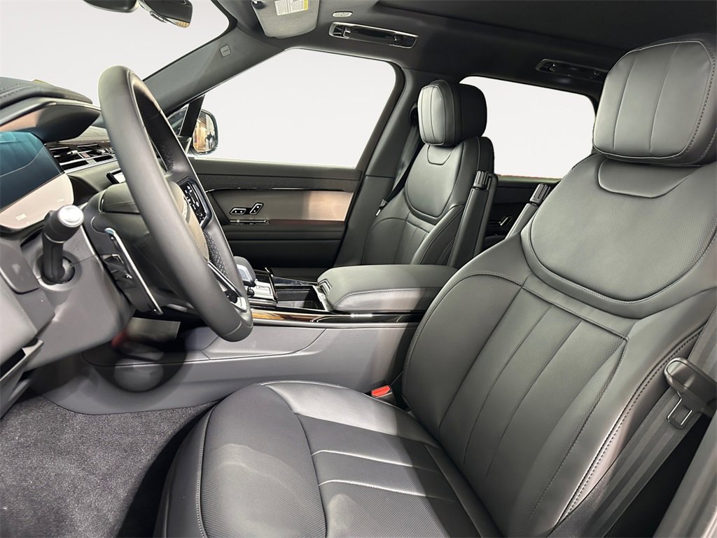New 2026 Land Rover Range Rover Sport SE image 9
