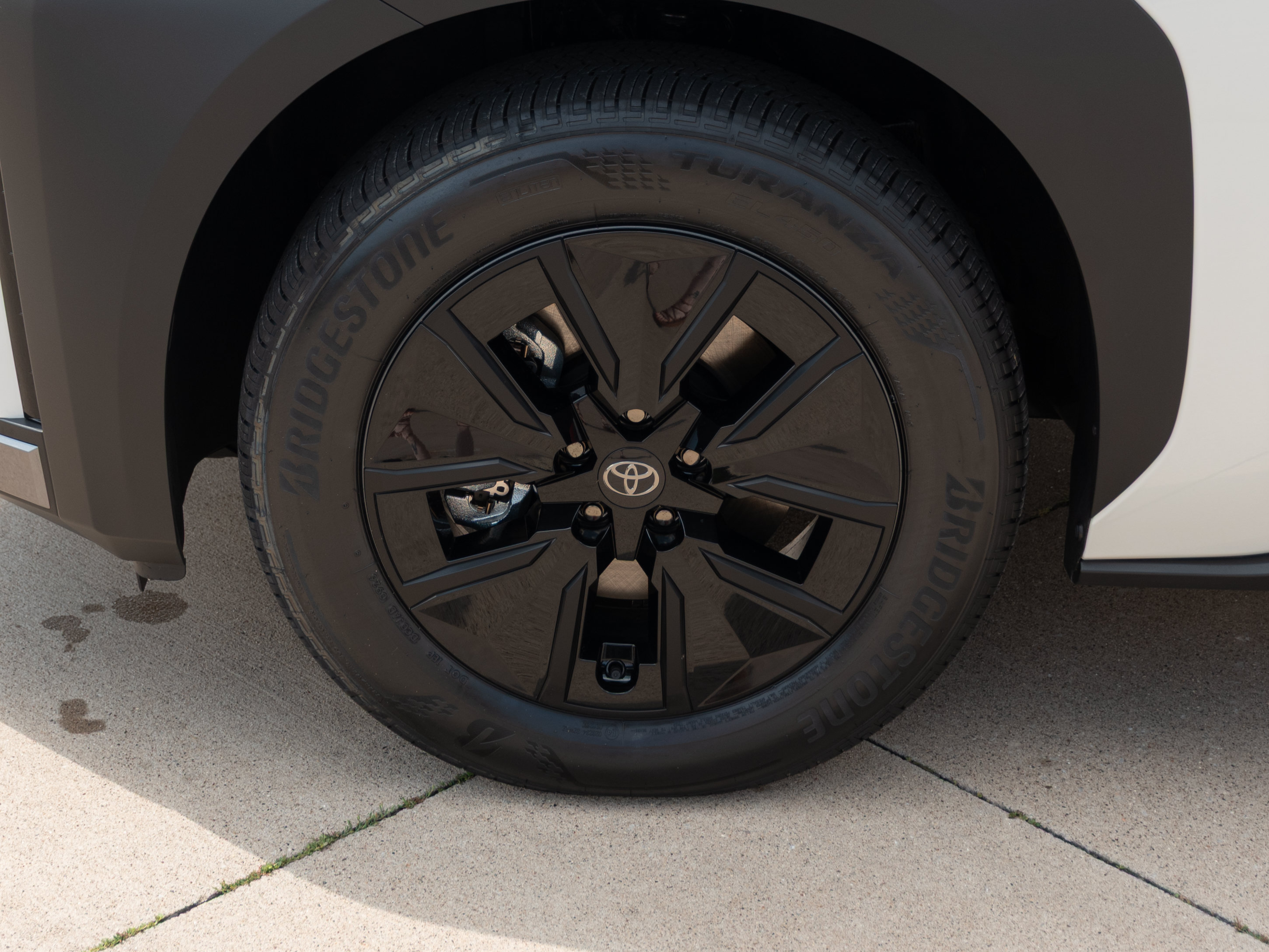 New 2026 Toyota bZ Woodland AWD/4WD image 5