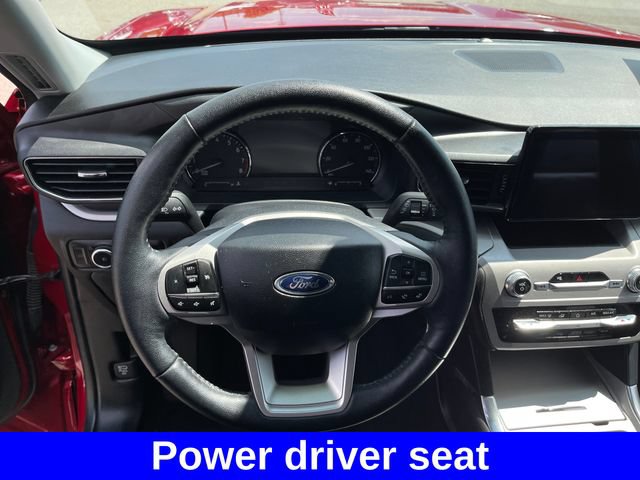 Used 2024 Ford Explorer XLT w/ Equipment Group 202A AWD/4WD image 15