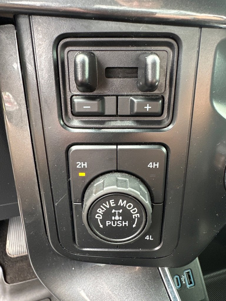 Used 2022 Ford F150 XLT w/ Equipment Group 302A High image 20