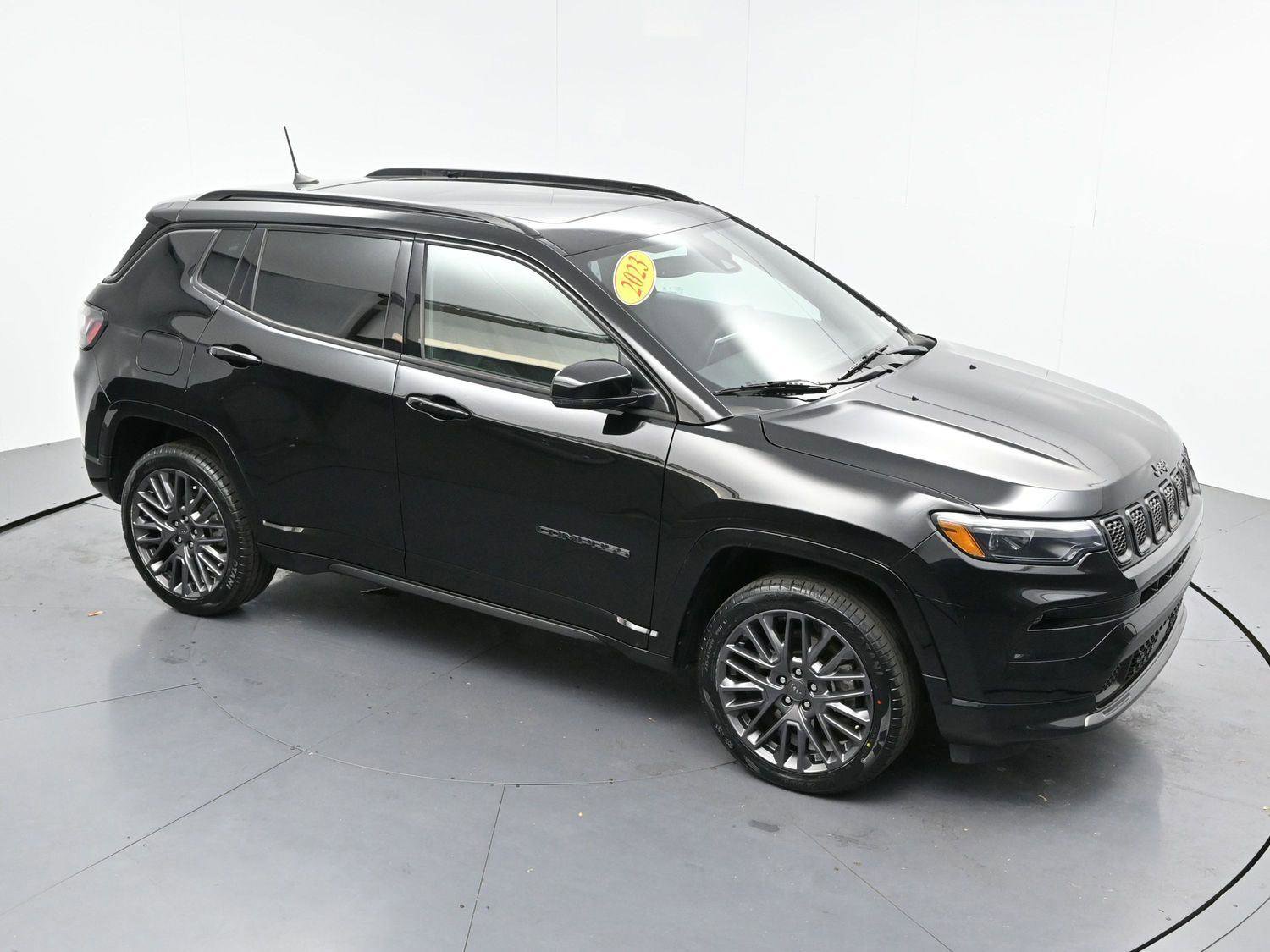 Used 2023 Jeep Compass High Altitude image 37